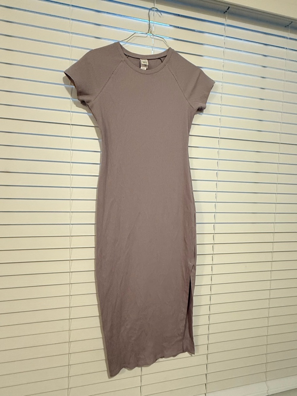 Victoria's Secret Mauve Ribbed Short-Sleeve Midi Dress